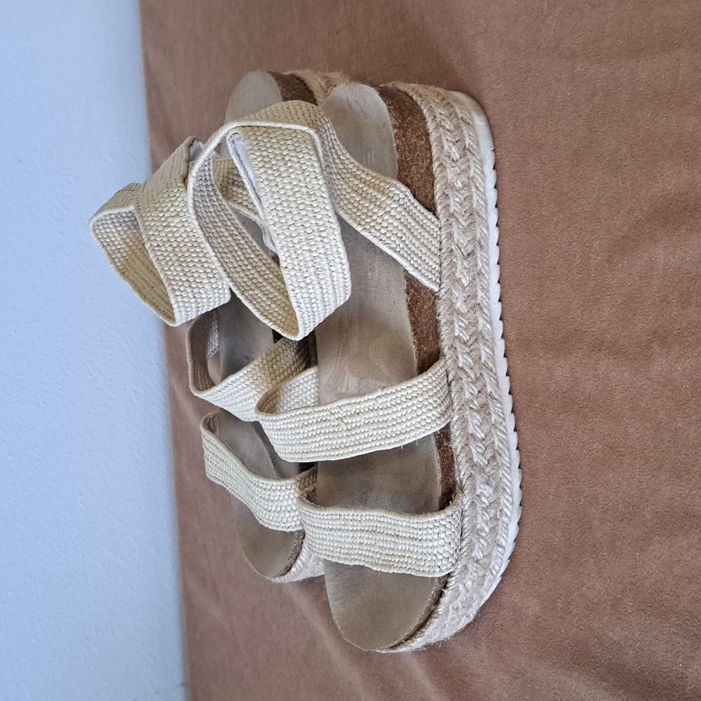 Strappy Espadrille Wedge Cork size 7 beige comfortable sandals. - Picture 3 of 7